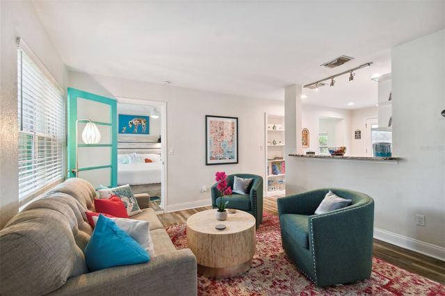 4324 S CLARK AVENUE, Tampa, FL 33611