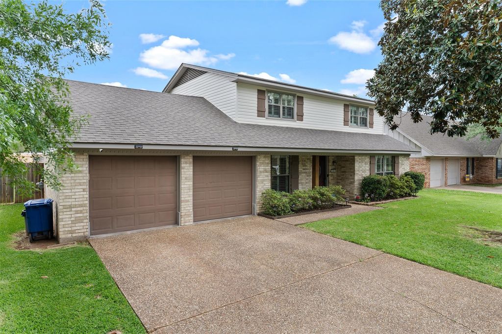 524 Rock Hollow Drive, Shreveport, LA 71115