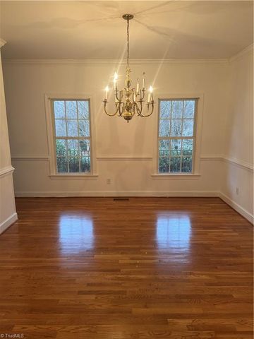 110 Chestnut Hill Court, Winston-salem, NC 27106