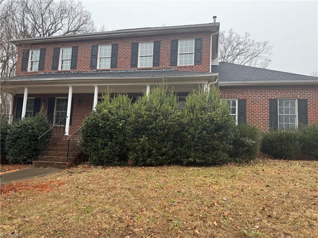 110 Chestnut Hill Court, Winston-salem, NC 27106