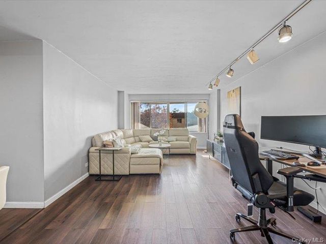 18-15 215th Street 1-P, Bayside, NY 11360