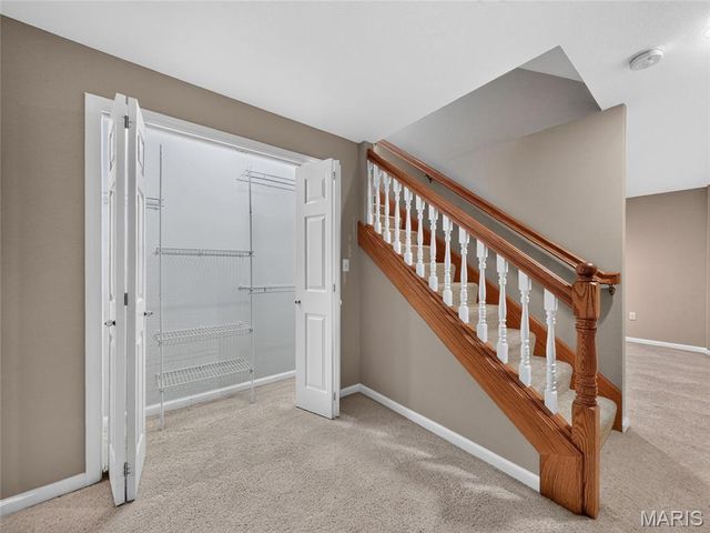 412 Willow Creek Drive, Farmington, MO 63640