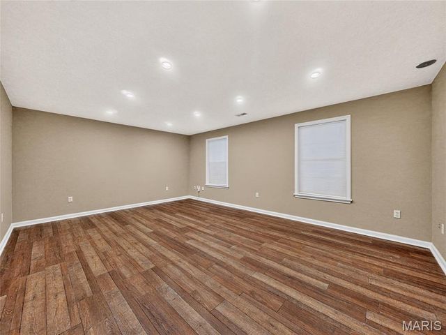 412 Willow Creek Drive, Farmington, MO 63640