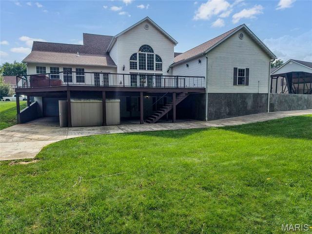 412 Willow Creek Drive, Farmington, MO 63640