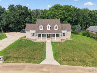 412 Willow Creek Drive, Farmington, MO 63640