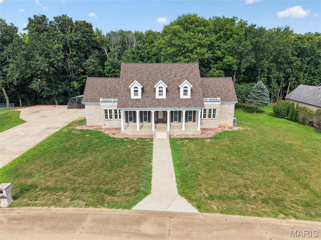 412 Willow Creek Drive, Farmington, MO 63640