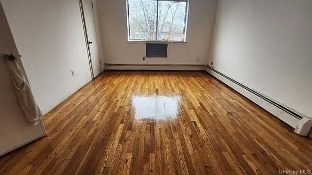 3315 Radcliff Avenue, Bronx, NY 10469