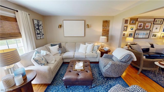 3857 Silver Wood Drive, Stow, OH 44224