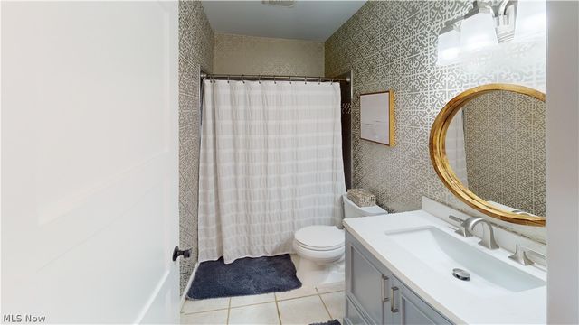 3857 Silver Wood Drive, Stow, OH 44224