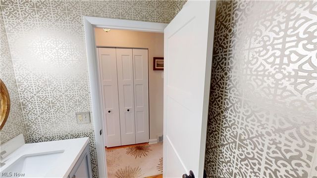 3857 Silver Wood Drive, Stow, OH 44224