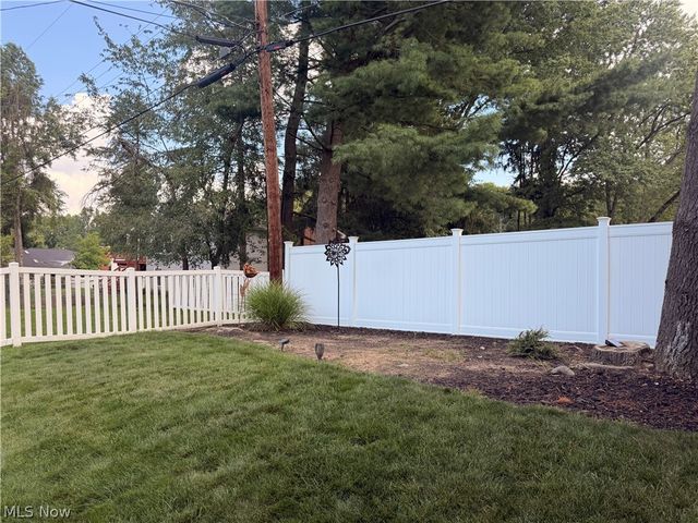 3857 Silver Wood Drive, Stow, OH 44224