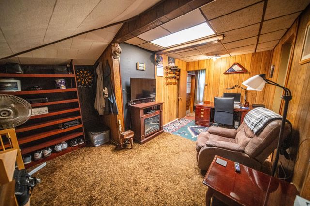 260 E 15th St, Saint Charles, MN 55972