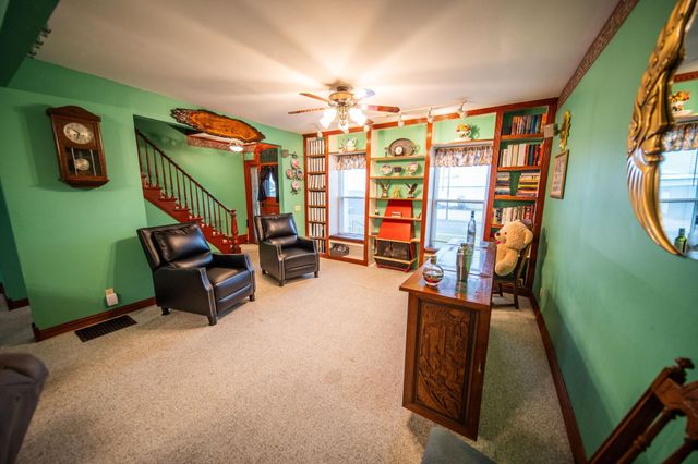 260 E 15th St, Saint Charles, MN 55972