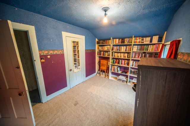 260 E 15th St, Saint Charles, MN 55972