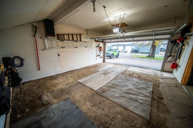 260 E 15th St, Saint Charles, MN 55972