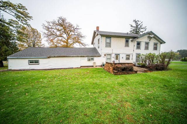 260 E 15th St, Saint Charles, MN 55972