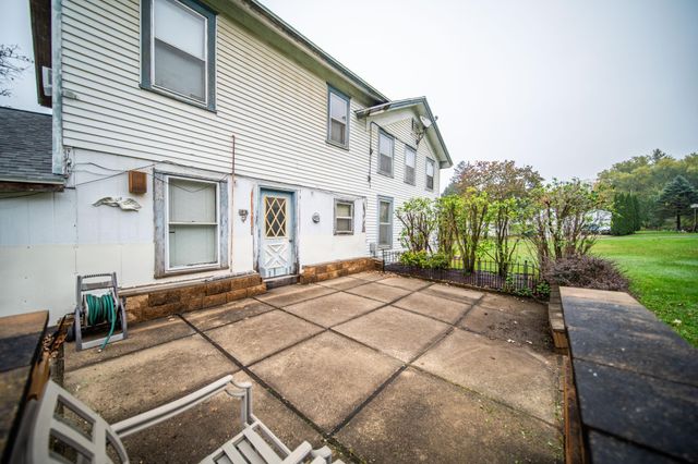 260 E 15th St, Saint Charles, MN 55972