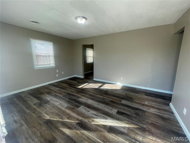 4507 Ashby Road, St Louis, MO 63074