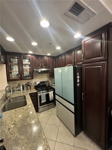 13361 Savanna, Tustin, CA 92782