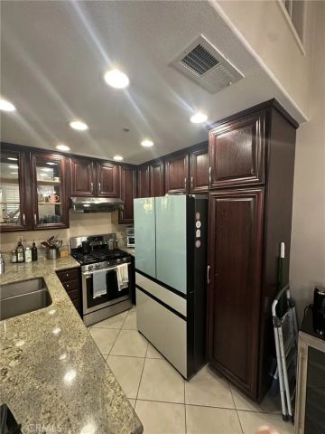 13361 Savanna, Tustin, CA 92782