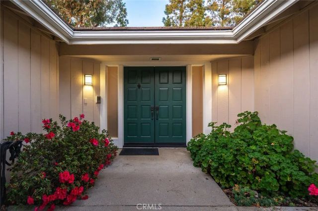 17 Rippling Stream, Irvine, CA 92603