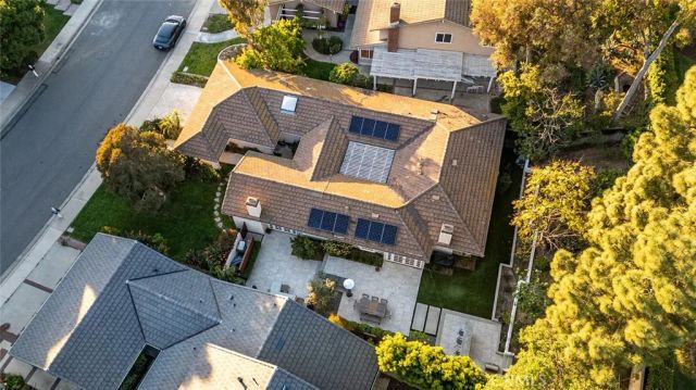 17 Rippling Stream, Irvine, CA 92603