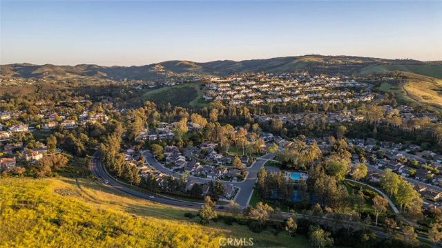 17 Rippling Stream, Irvine, CA 92603