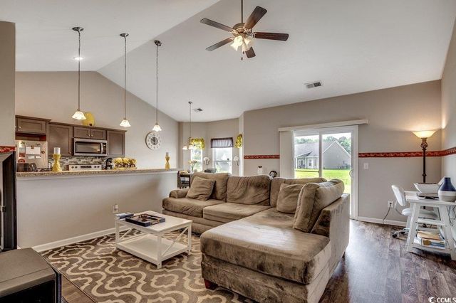 176 Springtide Dr., Conway, SC 29527