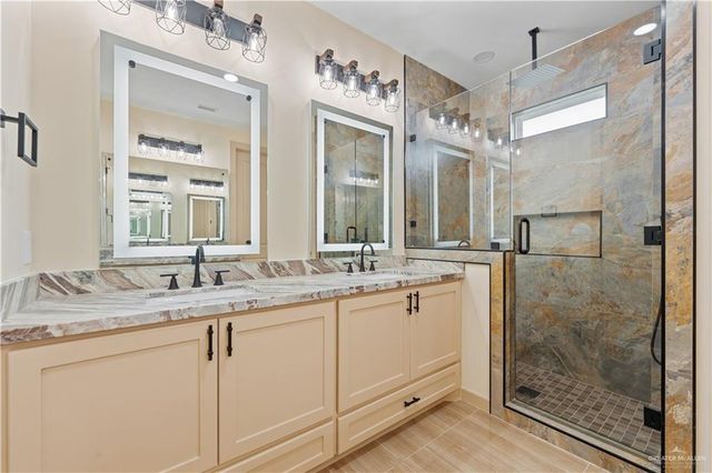 3001 Silver Oak Avenue, Mission, TX 78574