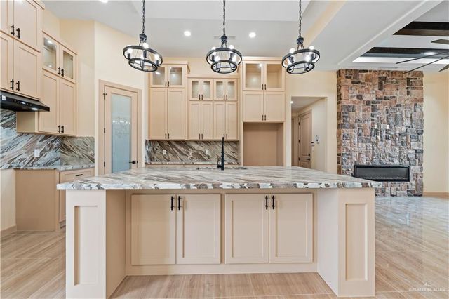 3001 Silver Oak Avenue, Mission, TX 78574