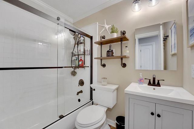 3004 SE Bamboo Street, Stuart, FL 34997