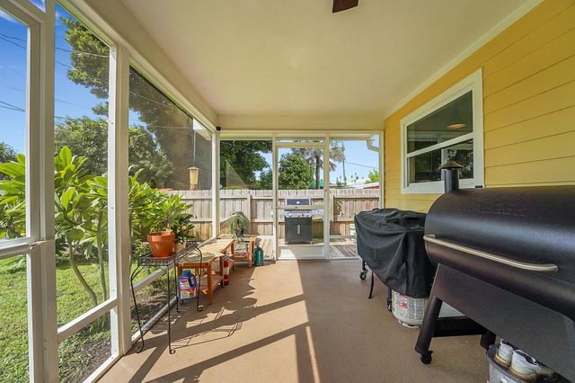 3004 SE Bamboo Street, Stuart, FL 34997