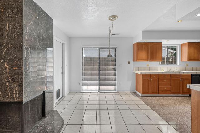 3818 Round Valley Cir, Stockton, CA 95207