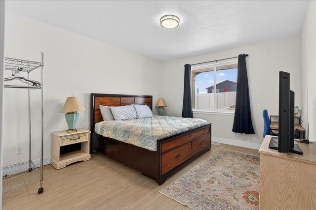 842 Greenfield Rd, Cheney, WA 99004