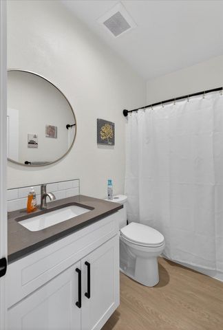 842 Greenfield Rd, Cheney, WA 99004