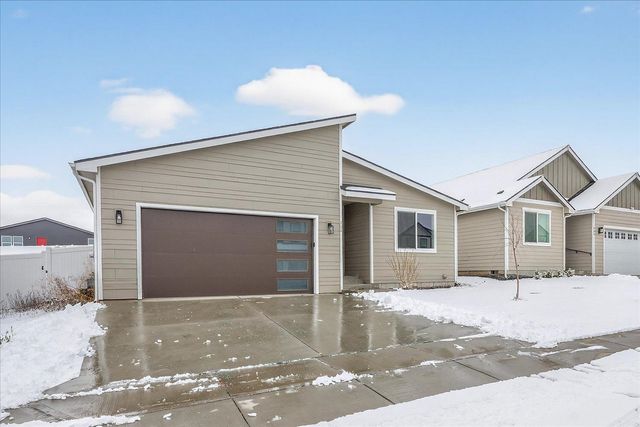 842 Greenfield Rd, Cheney, WA 99004