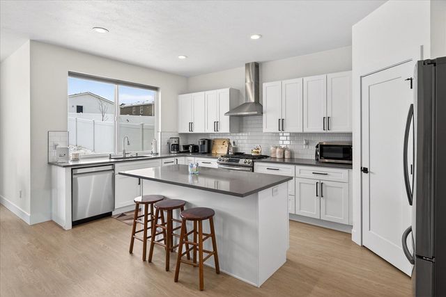 842 Greenfield Rd, Cheney, WA 99004