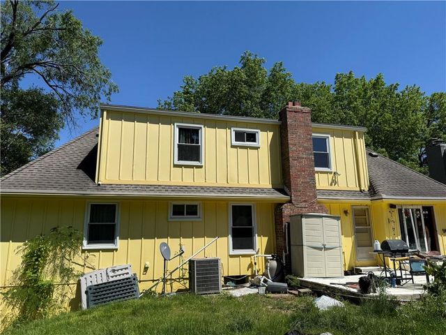 1509 S 24th Street, Blue Springs, MO 64015