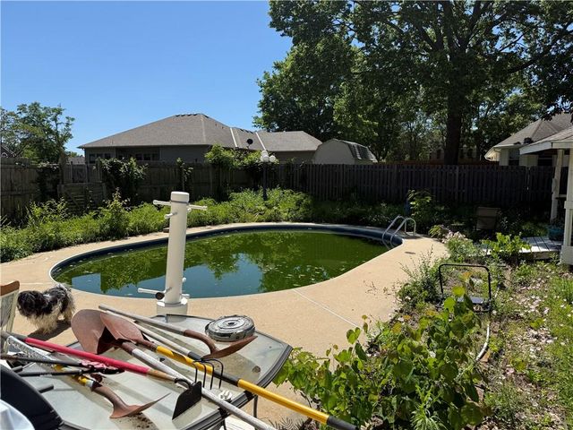 1509 S 24th Street, Blue Springs, MO 64015