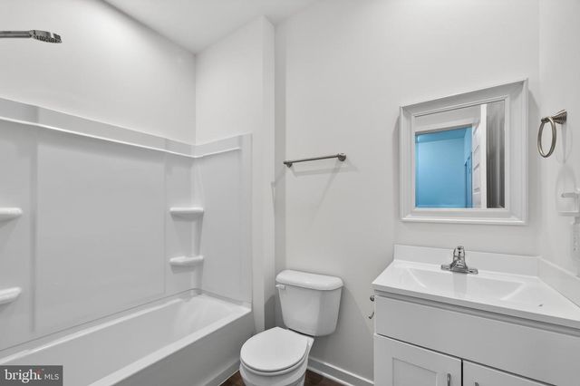 91 CILANTRO LN, Bunker Hill, WV 25413