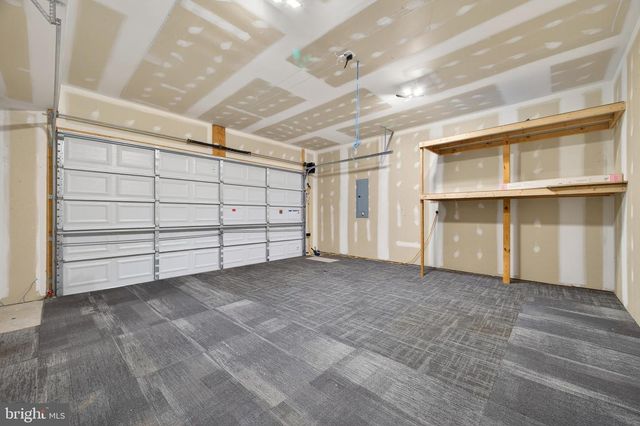 91 CILANTRO LN, Bunker Hill, WV 25413