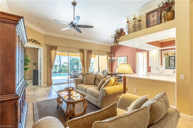 7319 Donatello CT, Naples, FL 34114