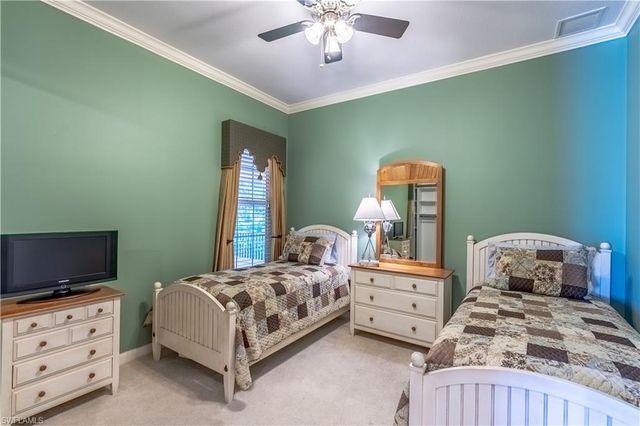 7319 Donatello CT, Naples, FL 34114