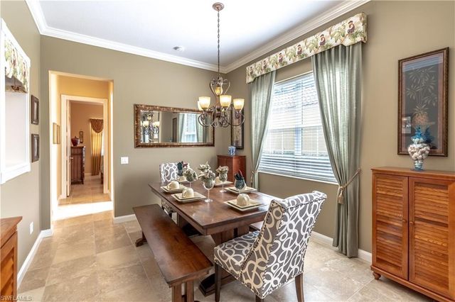 7319 Donatello CT, Naples, FL 34114