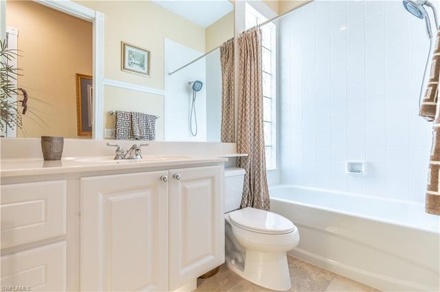 7319 Donatello CT, Naples, FL 34114