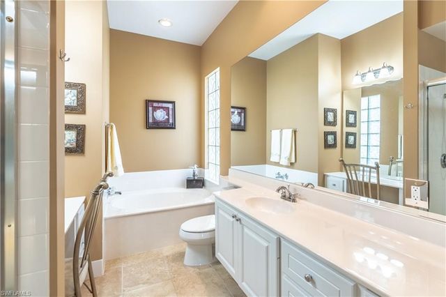 7319 Donatello CT, Naples, FL 34114