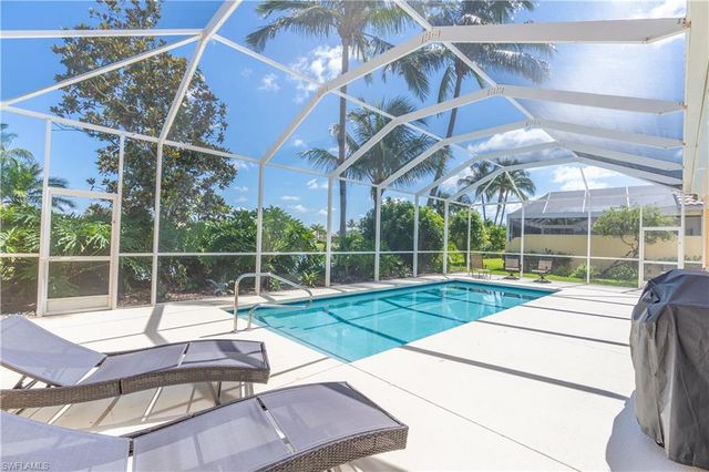 7319 Donatello CT, Naples, FL 34114