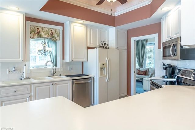 7319 Donatello CT, Naples, FL 34114