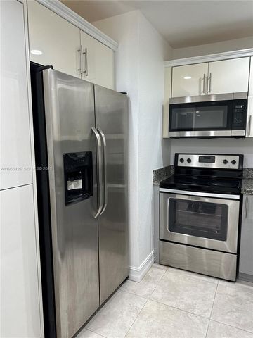 4329 NW 3rd Ave, Deerfield Beach, FL 33064