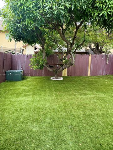 4329 NW 3rd Ave, Deerfield Beach, FL 33064